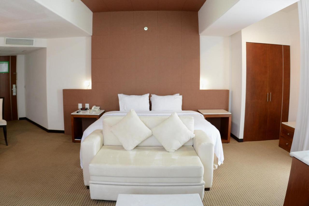 Hotel & Suites Bel Air Business Salamanca Zewnętrze zdjęcie