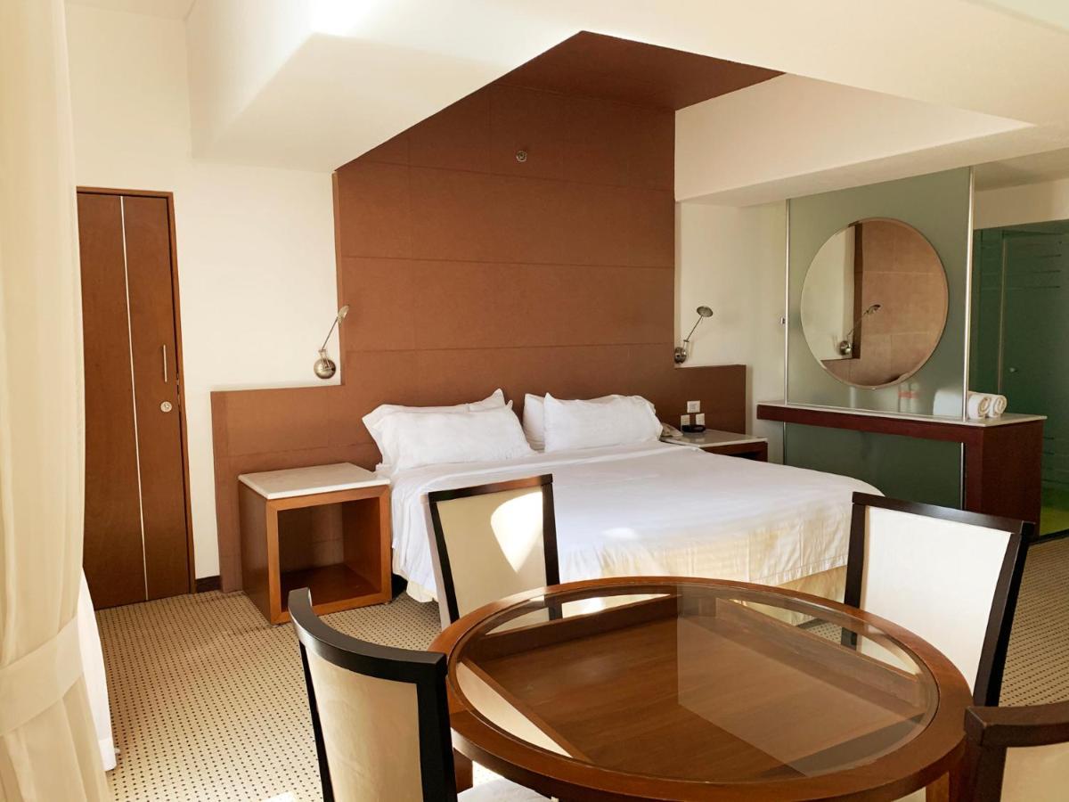 Hotel & Suites Bel Air Business Salamanca Zewnętrze zdjęcie